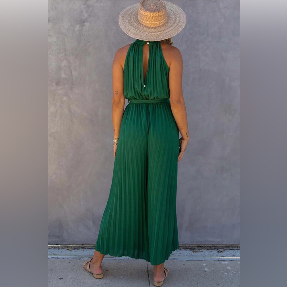 Halter Neck Pleated Wide Leg Jumpsuit with Belt | Green - Picture 2 of 7